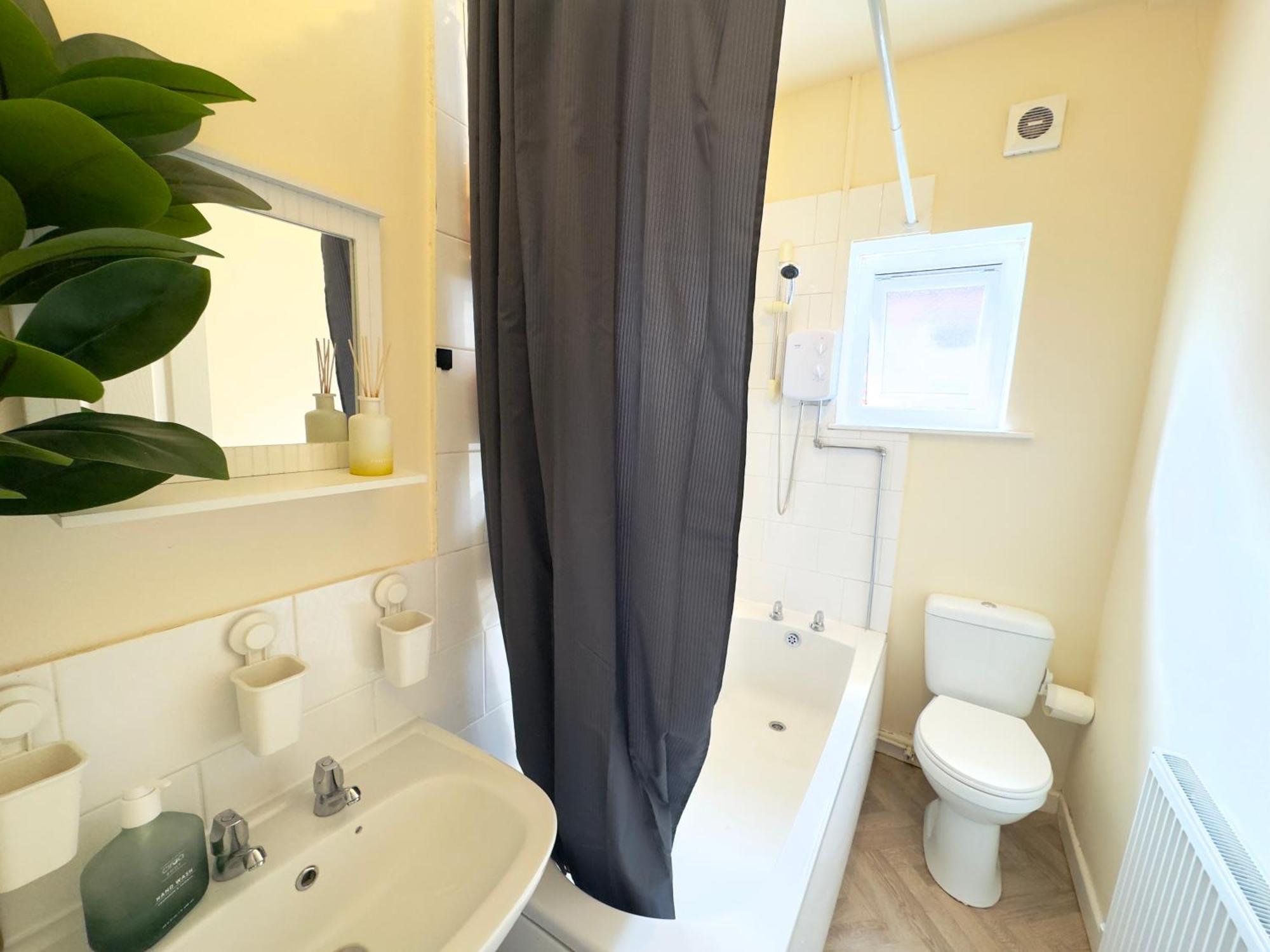 Double Bedroom Near City Center Manchester Dış mekan fotoğraf